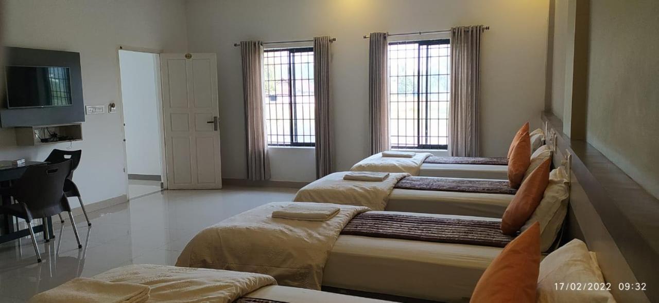 Alfa Inn Nedumbassery Exterior photo