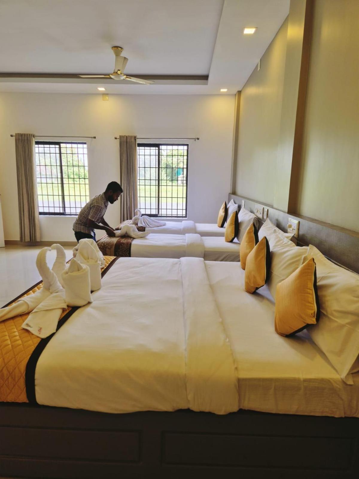 Alfa Inn Nedumbassery Exterior photo