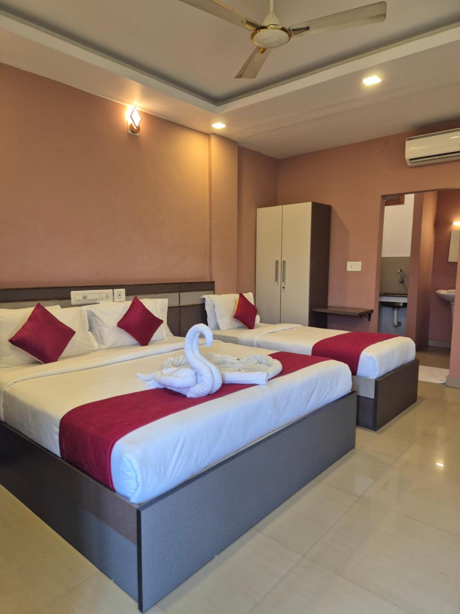 Alfa Inn Nedumbassery Exterior photo