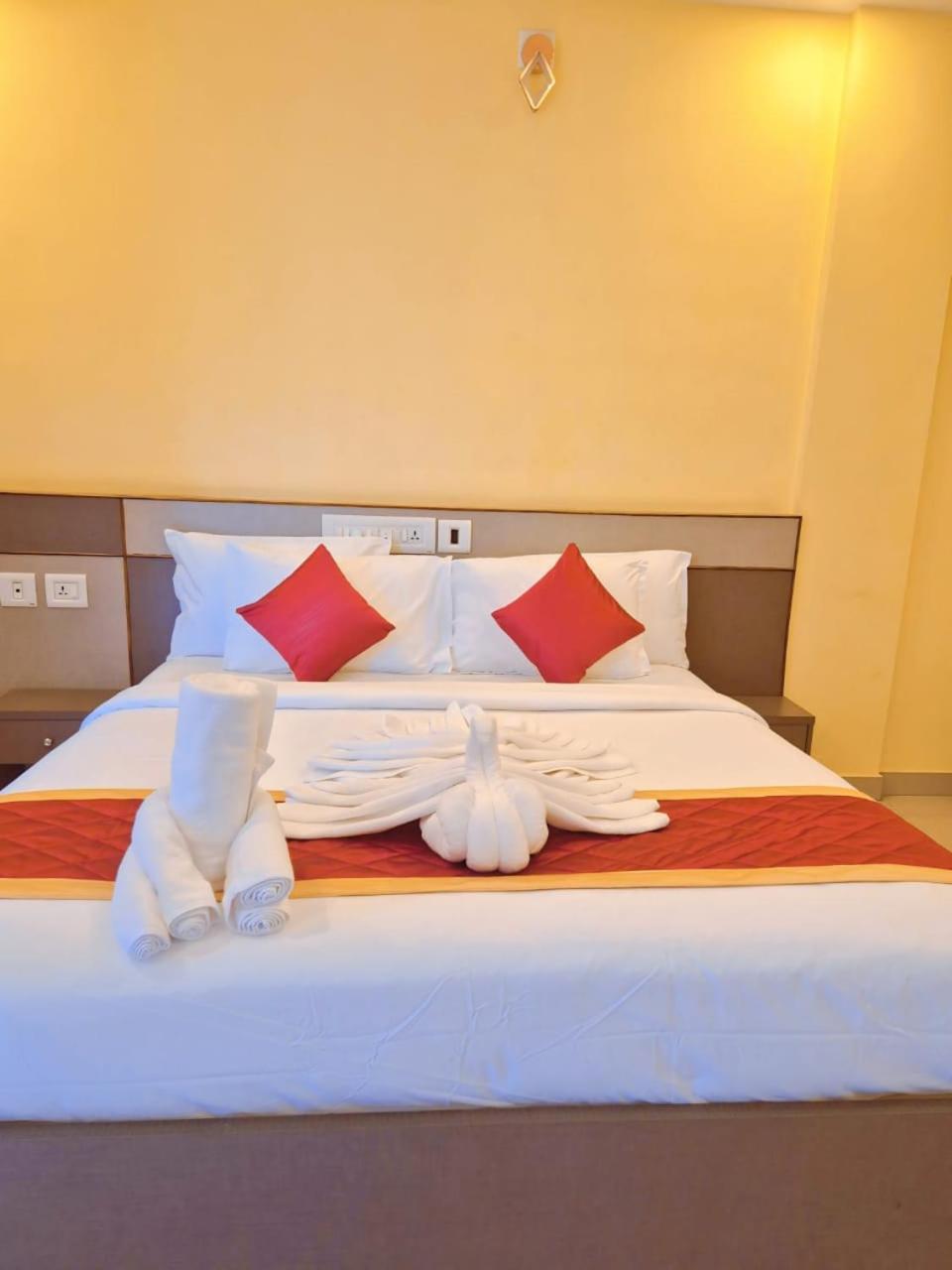 Alfa Inn Nedumbassery Exterior photo