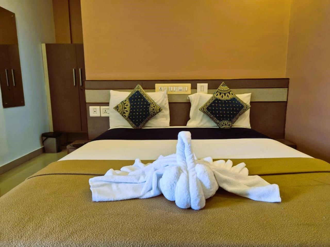 Alfa Inn Nedumbassery Exterior photo
